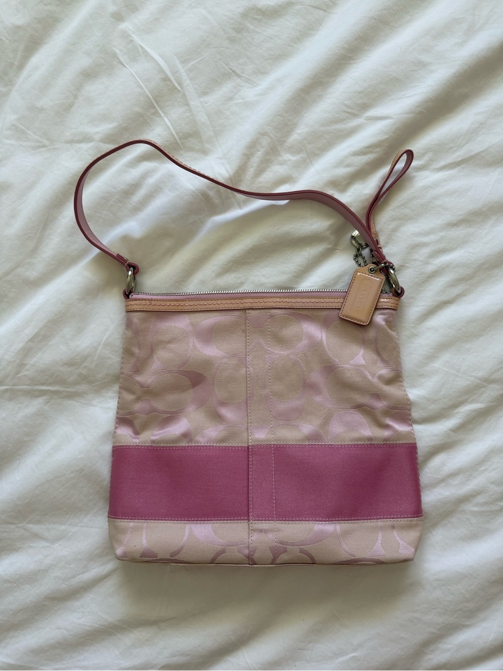 Coach Bag - Picture 2 of 3